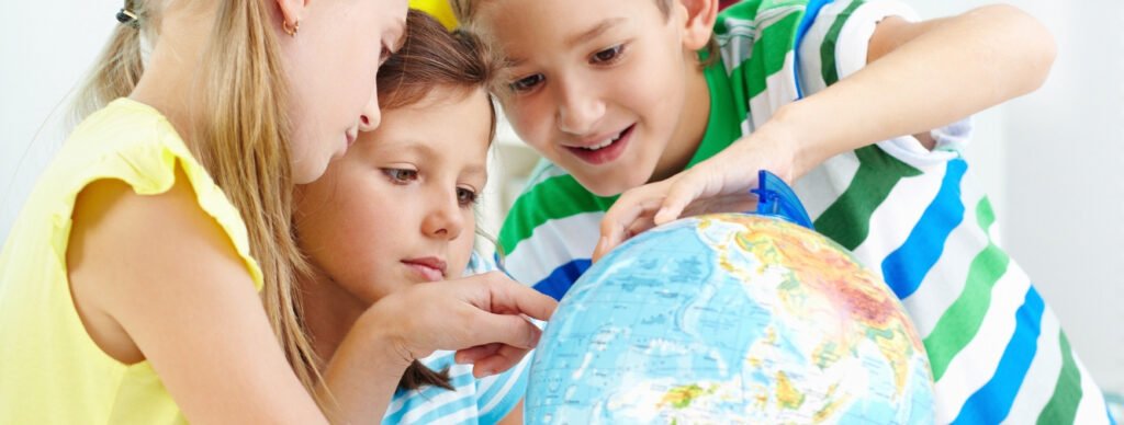 Geograficzna 1 szkolna pracownia geograficzna, klasopracownia geograficzna